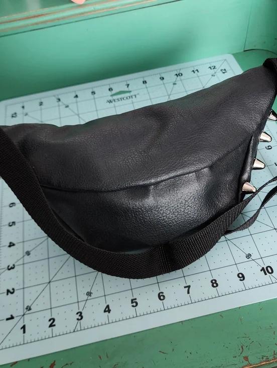 DIY Punk Leather Fannypack - Picture 6 of 6